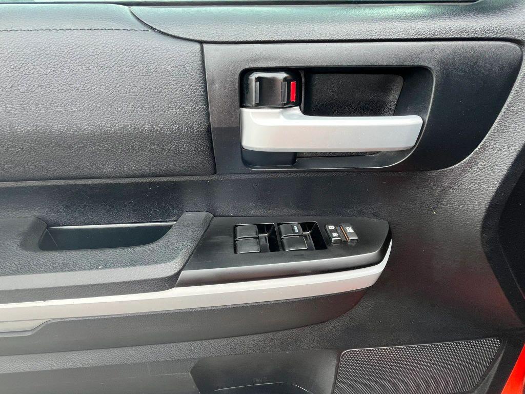 Toyota Tundra Double Cab - Thumbnail 12
