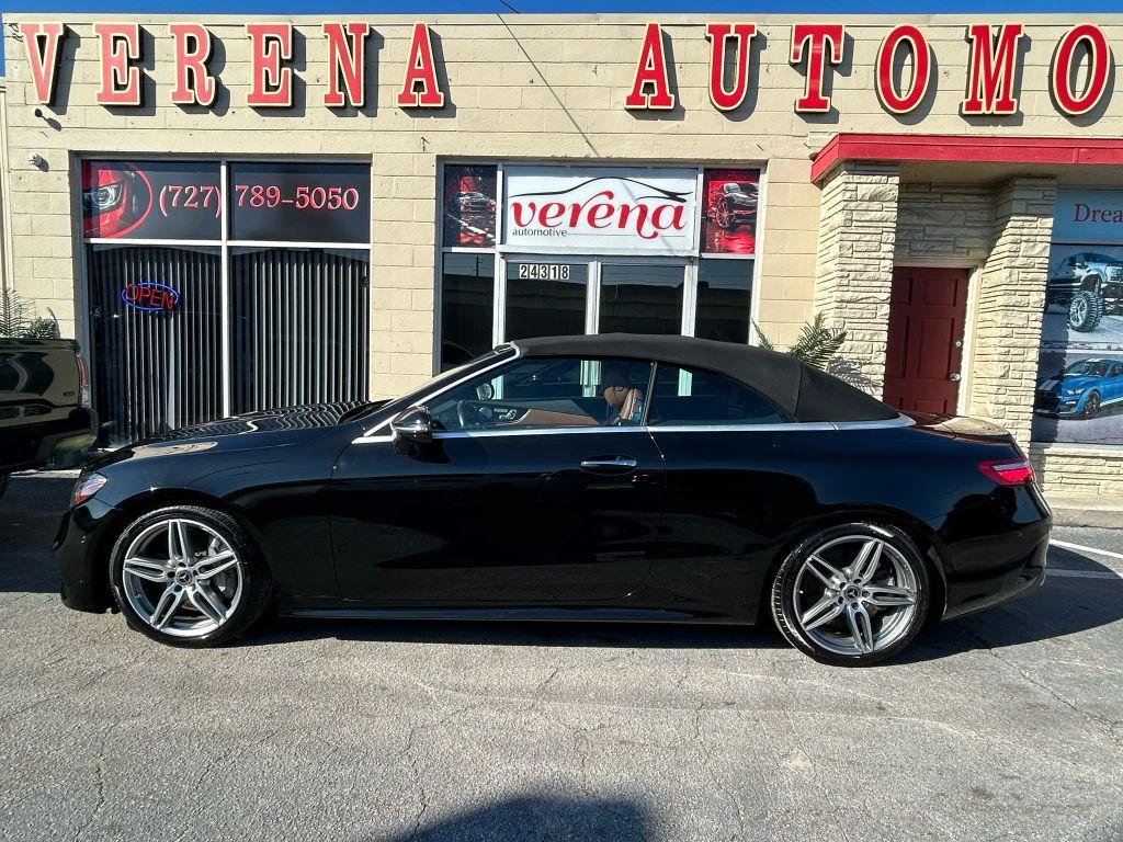 Mercedes-Benz E-Class - Thumbnail 6