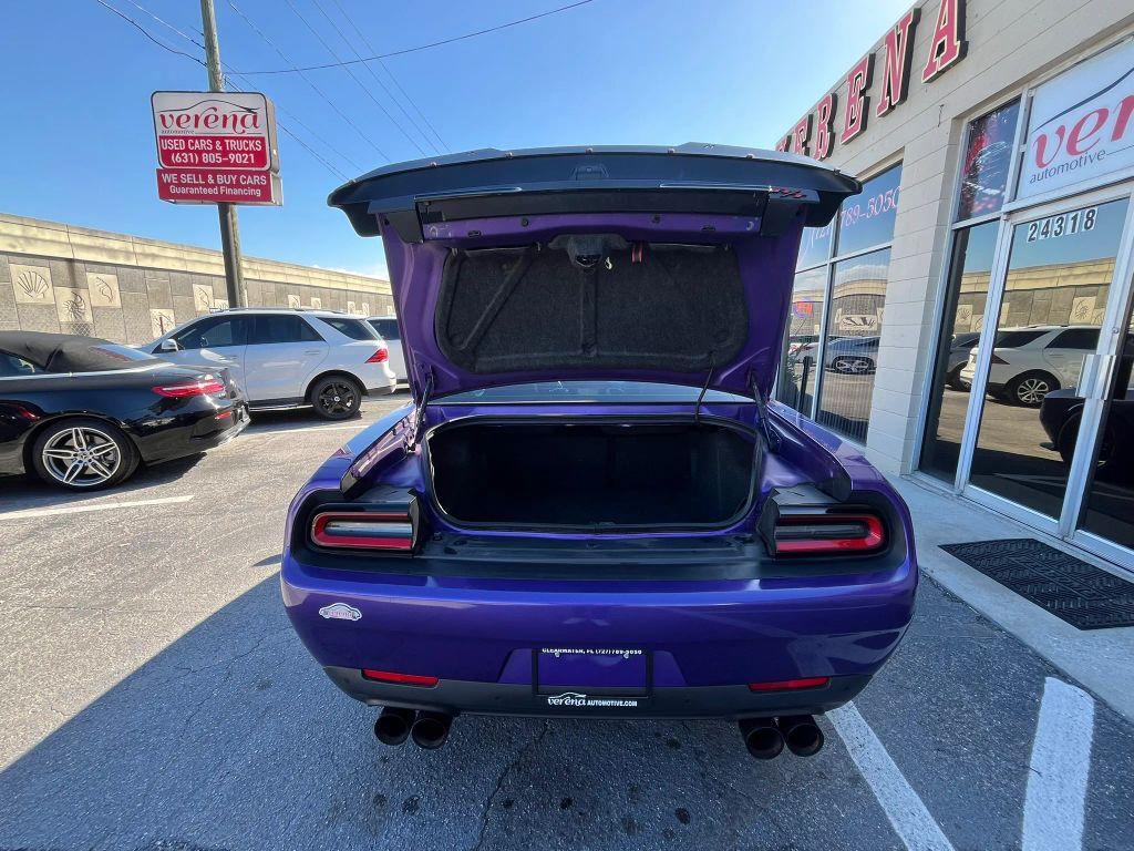 Dodge Challenger - Thumbnail 17