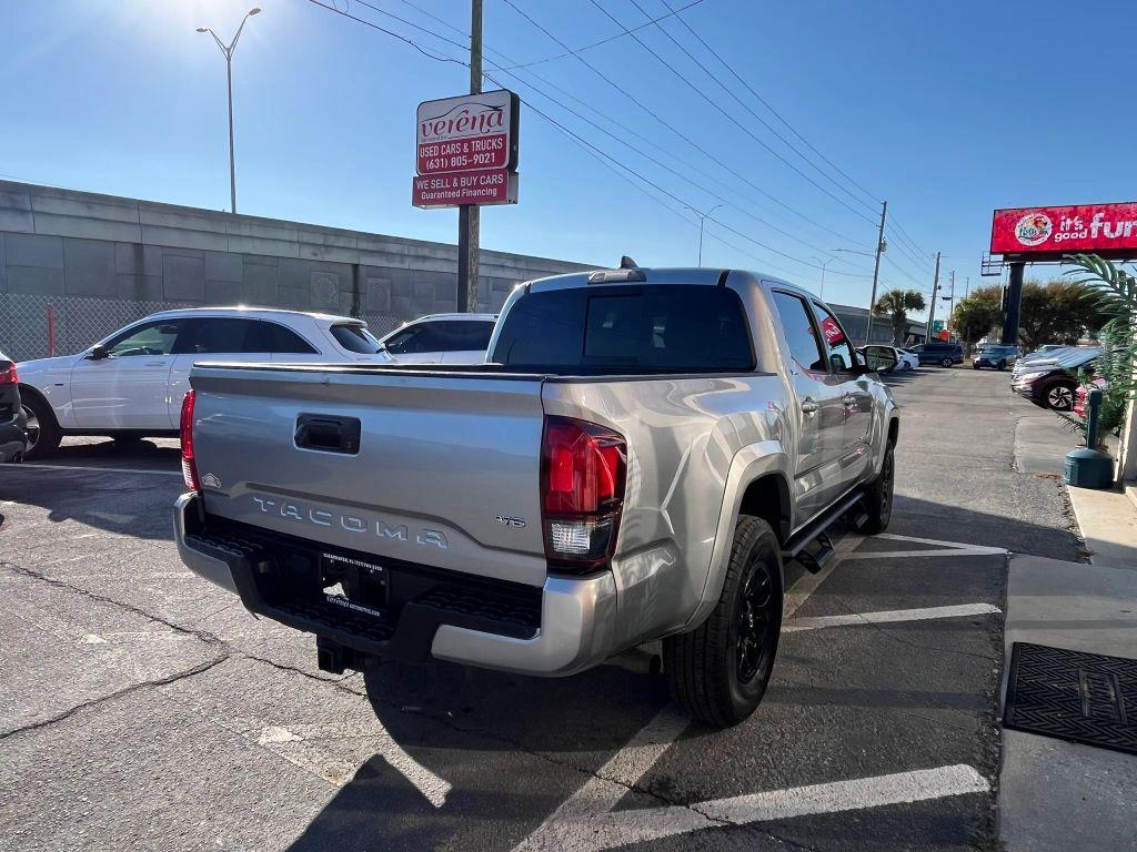 Toyota Tacoma Double Cab - Thumbnail 8