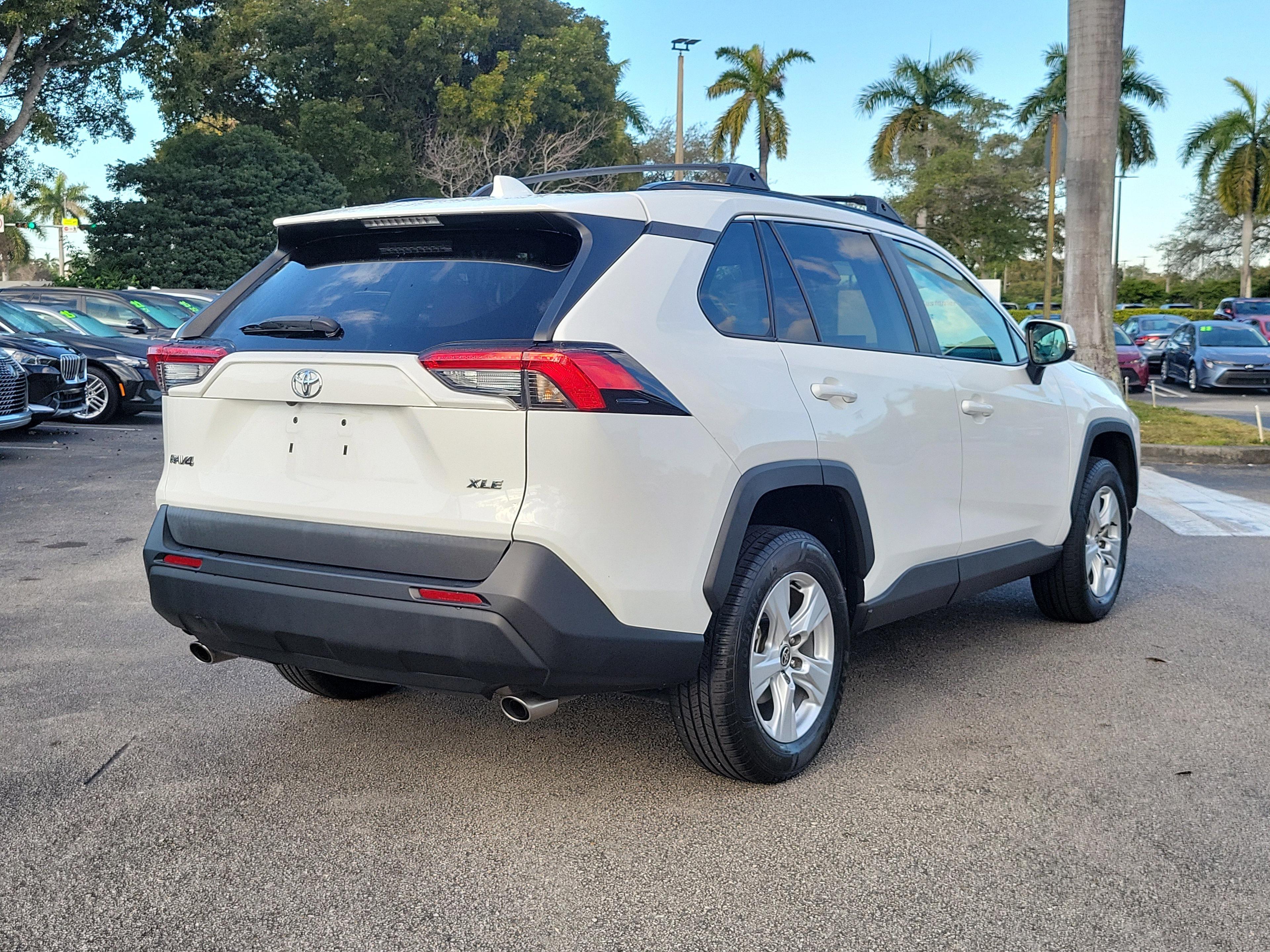 Toyota Rav4 Xle Fwd - Thumbnail 6