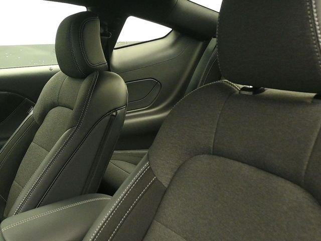 Ford Mustang Ecoboost® Fastback - Thumbnail 19