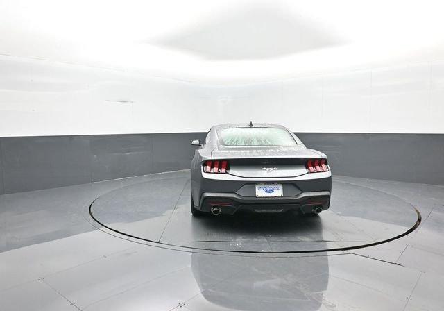 Ford Mustang Ecoboost® Fastback - Thumbnail 8