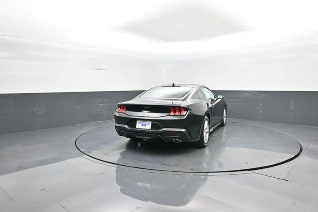 Ford Mustang Ecoboost® Fastback - Thumbnail 8