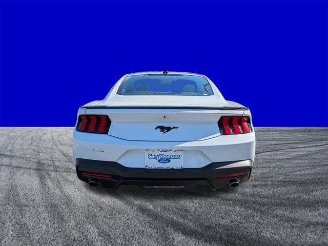 Ford Mustang Ecoboost® Fastback - Thumbnail 6