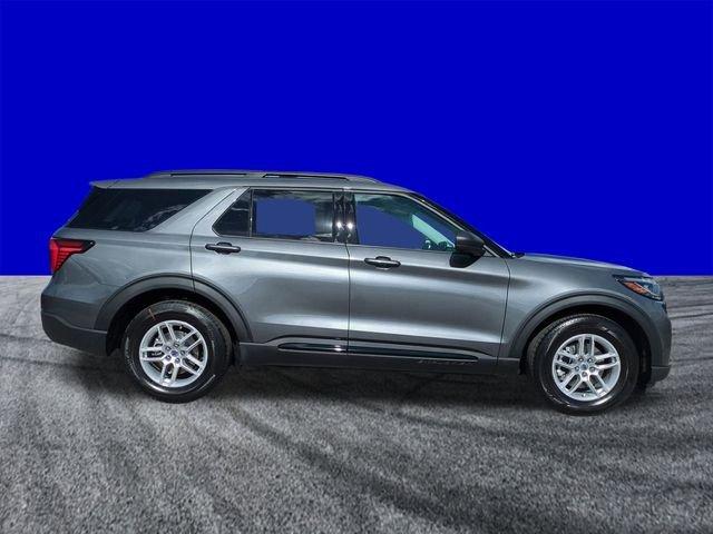 Ford Explorer Active - Thumbnail 5