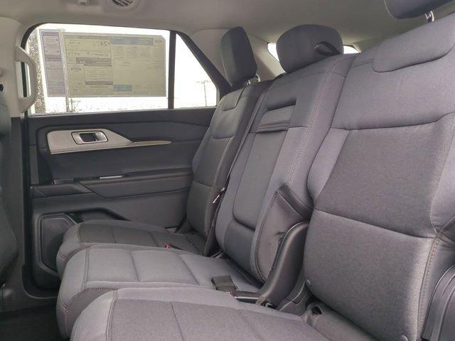 Ford Explorer Active - Thumbnail 16