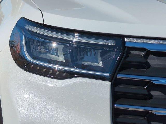 Ford Explorer Active - Thumbnail 12