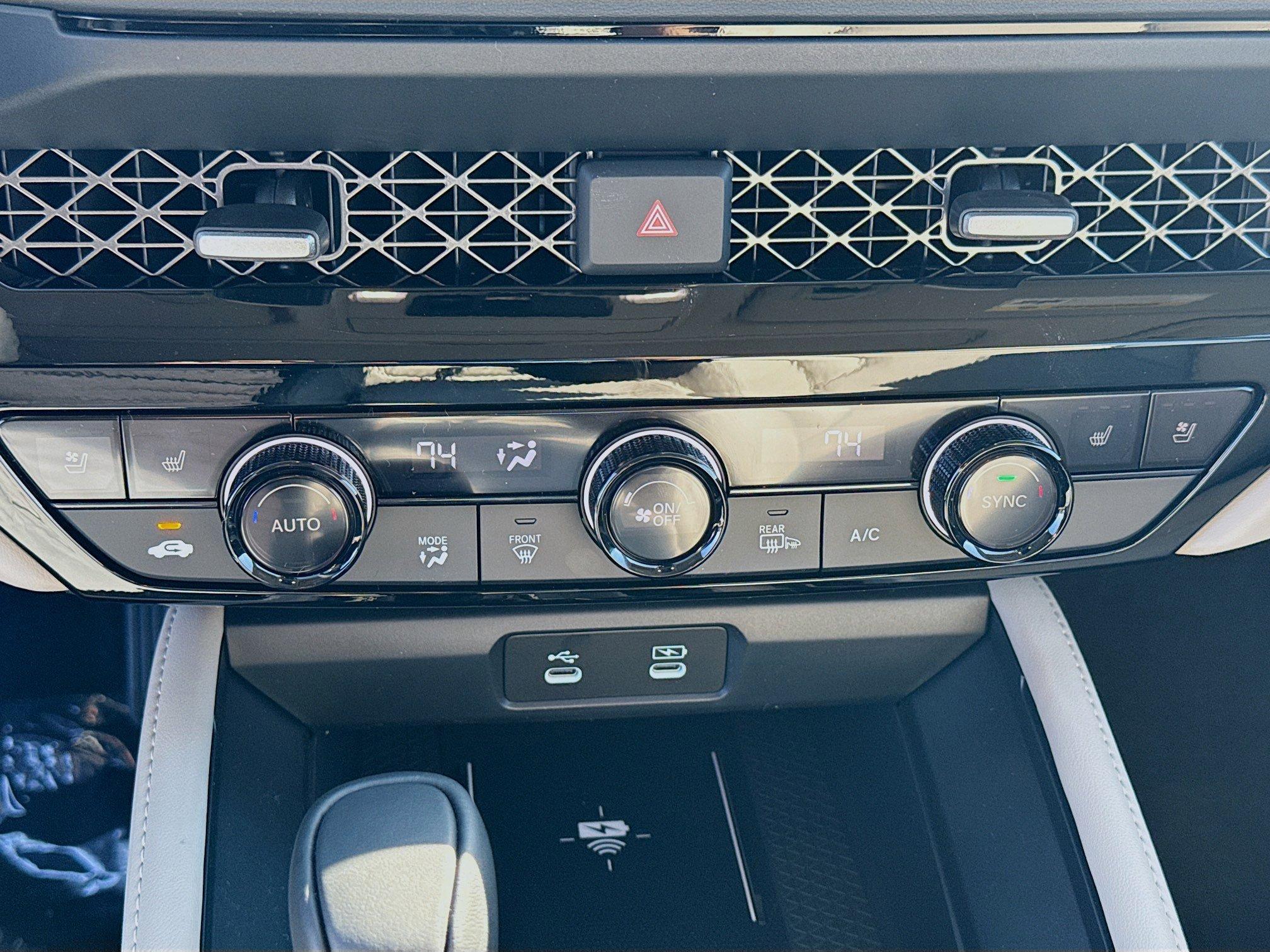 Honda Accord Hybrid Touring Fwd - Thumbnail 16