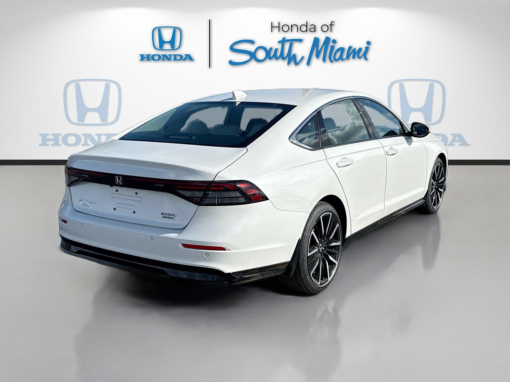 Honda Accord Hybrid Touring Fwd - Thumbnail 8