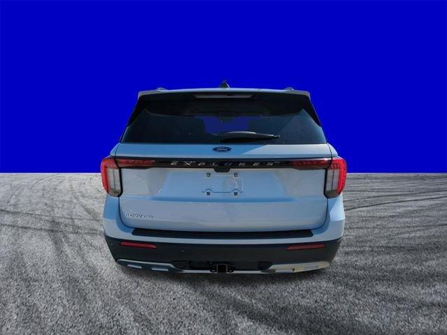 Ford Explorer Active - Thumbnail 7