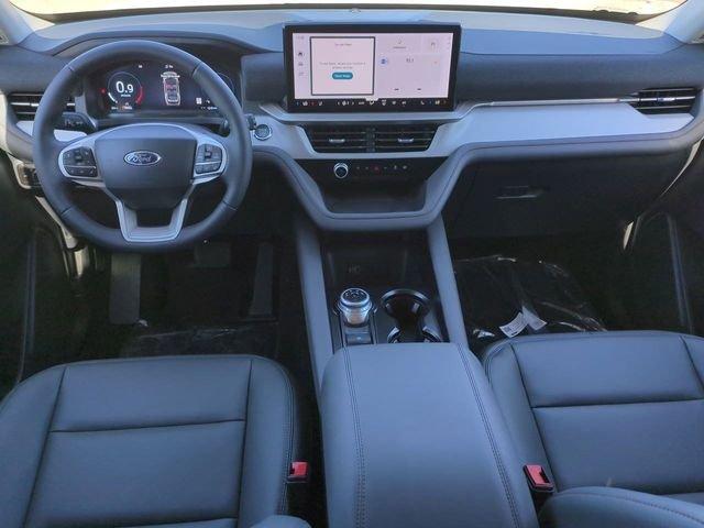 Ford Explorer Active - Thumbnail 17