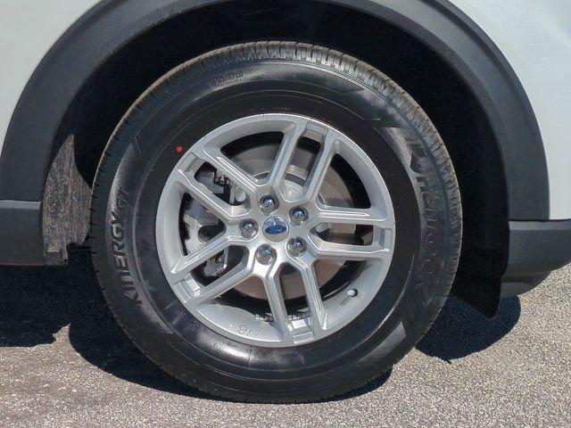 Ford Explorer Active - Thumbnail 13