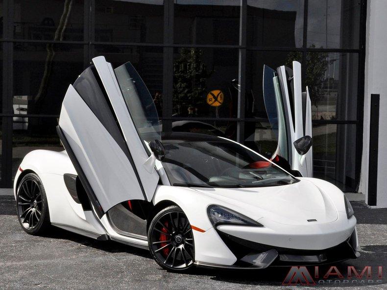 Mclaren 570S - View 1