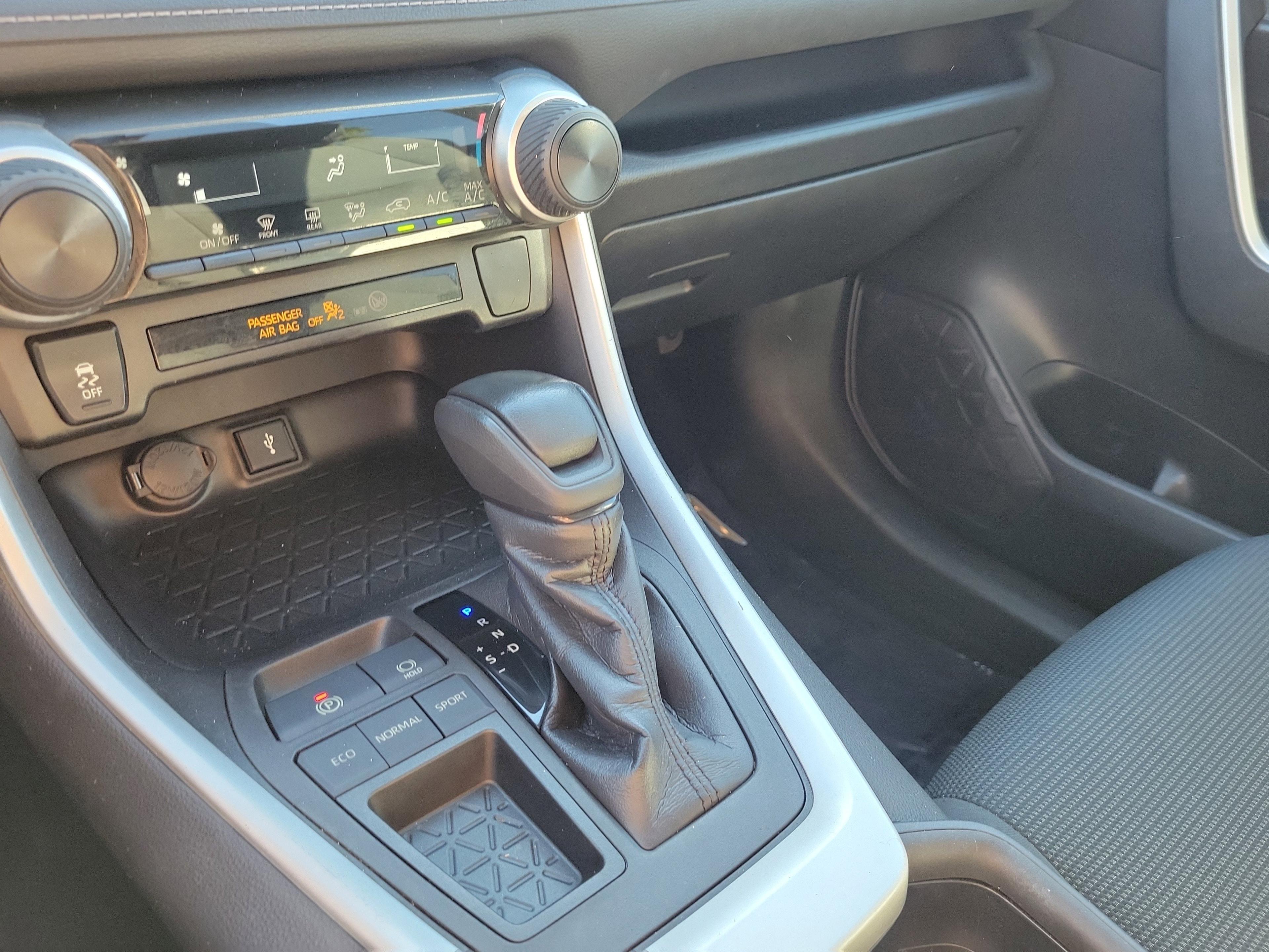 Toyota Rav4 Le Fwd - Thumbnail 20