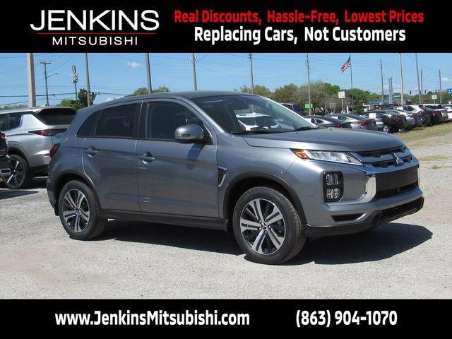 Mitsubishi Outlander Sport - View 1