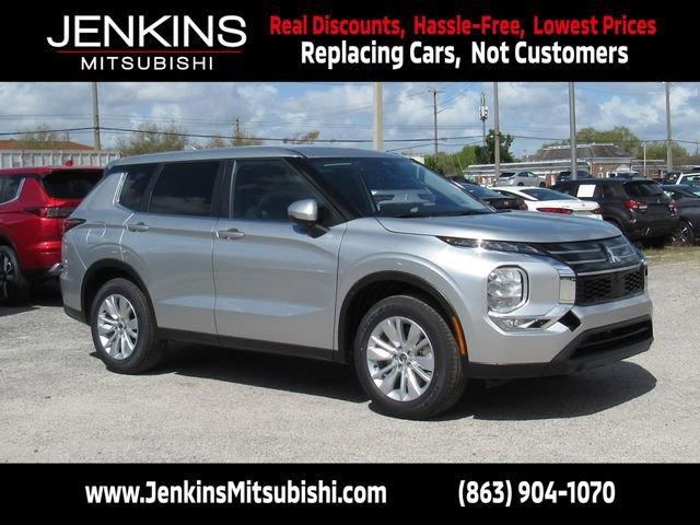 Mitsubishi Outlander - View 1