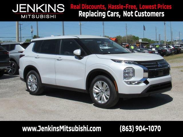 Mitsubishi Outlander - View 1