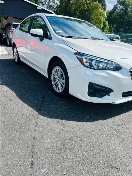 Subaru Impreza2.0I Premium Cvt 4-Door - Thumbnail 2