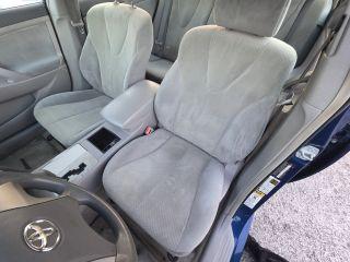 Toyota Camry - Thumbnail 17