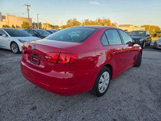 Volkswagen Jetta - Thumbnail 13