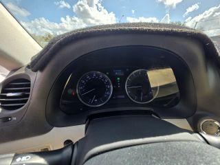 Lexus Is - Thumbnail 15