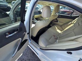 Lexus Is - Thumbnail 19