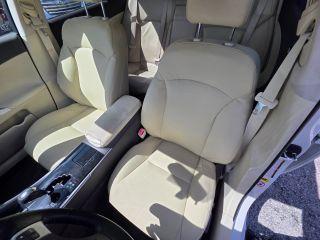 Lexus Is - Thumbnail 17