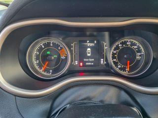 Jeep Cherokee - Thumbnail 15