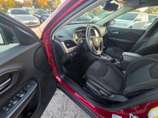 Jeep Cherokee - Thumbnail 18