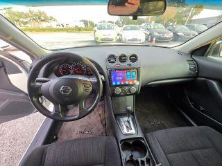 Nissan Altima - Thumbnail 16