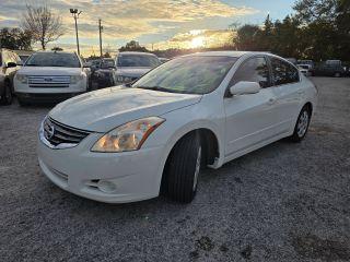 Nissan Altima - Thumbnail 9