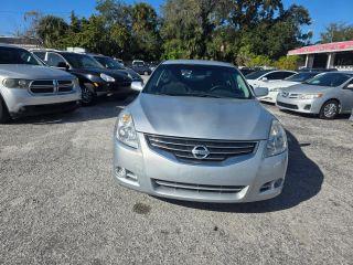 Nissan Altima - Thumbnail 8