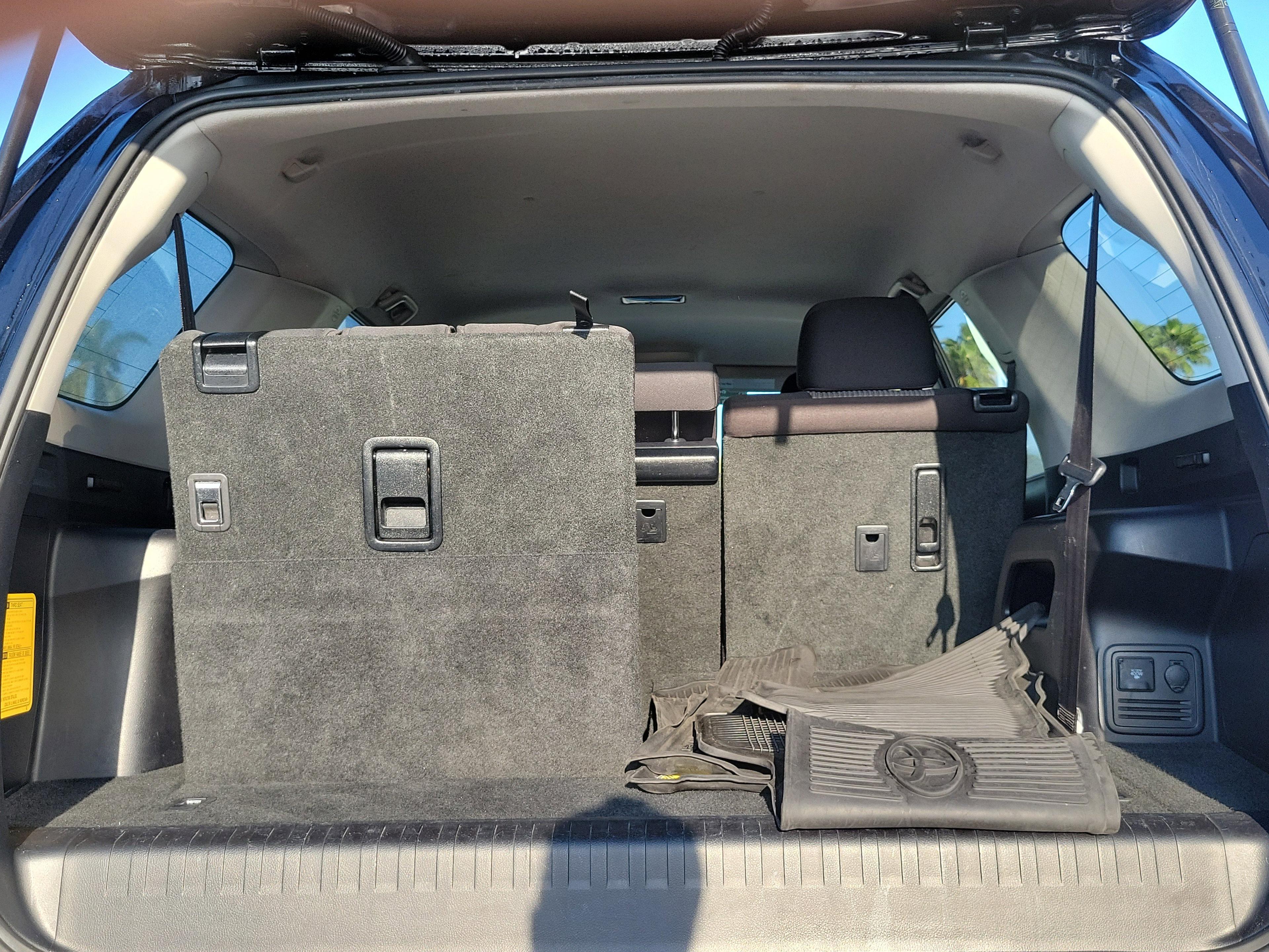 Toyota 4Runner Sr5 Rwd - Thumbnail 8