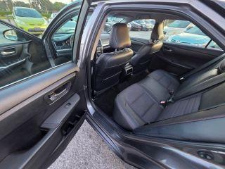 Toyota Camry - Thumbnail 19