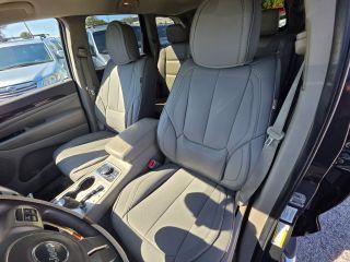 Jeep Grand Cherokee - Thumbnail 18