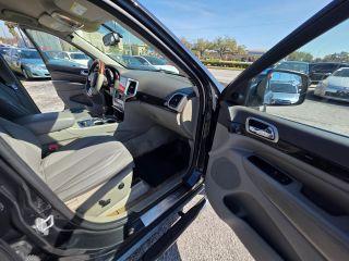 Jeep Grand Cherokee - Thumbnail 2