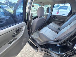 Ford Escape - Thumbnail 19