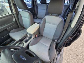 Ford Escape - Thumbnail 17