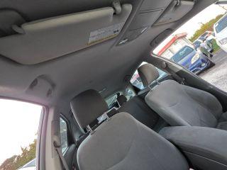Toyota Prius - Thumbnail 4