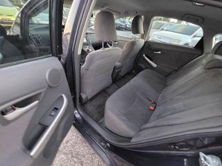 Toyota Prius - Thumbnail 19