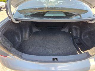 Toyota Corolla - Thumbnail 5