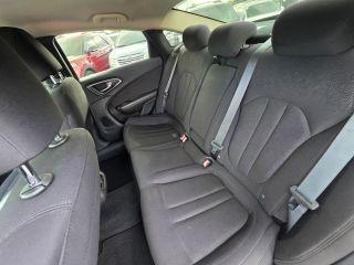 Chrysler 200 - Thumbnail 20