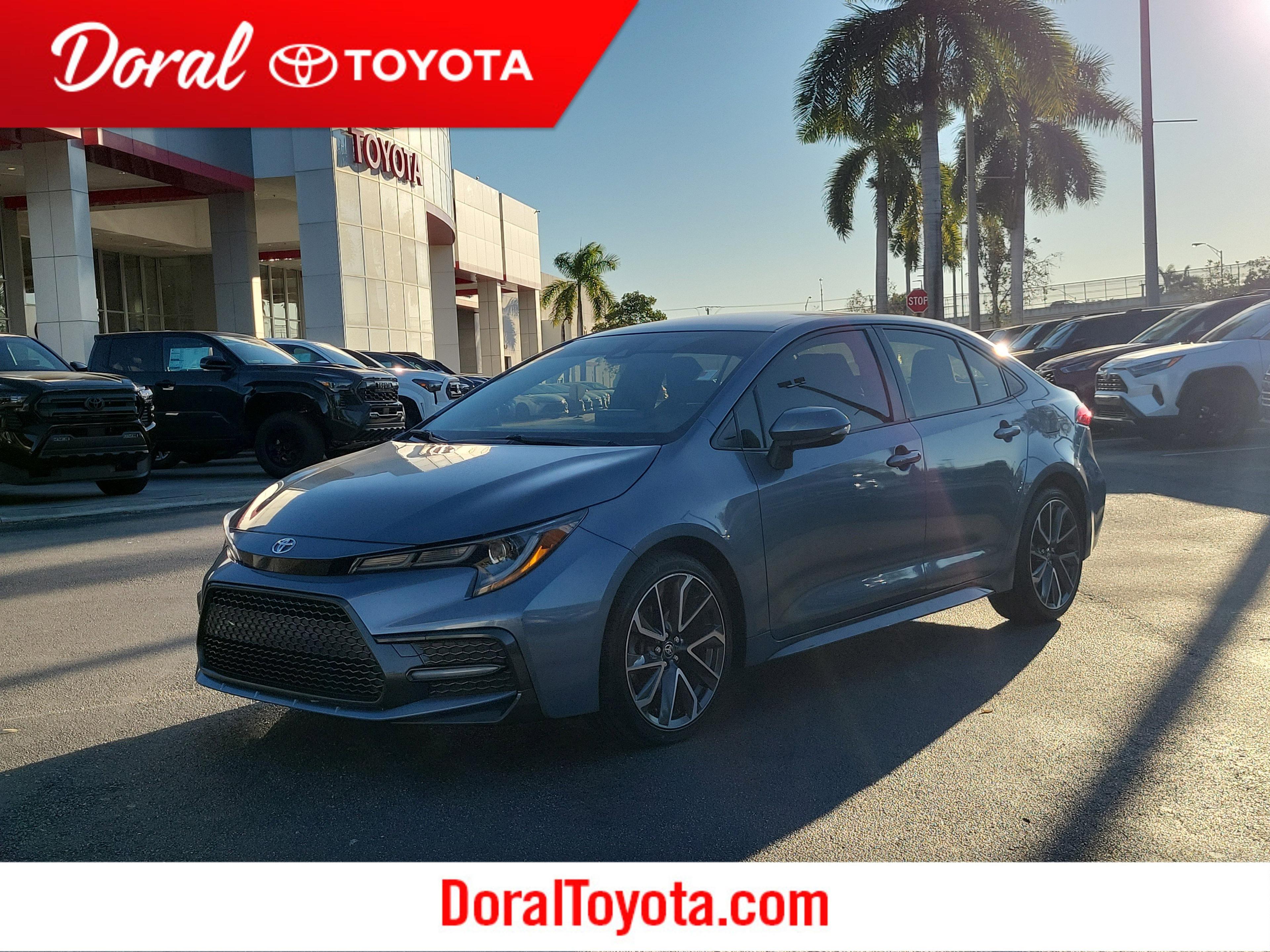 Toyota Corolla Se Fwd - Thumbnail 2