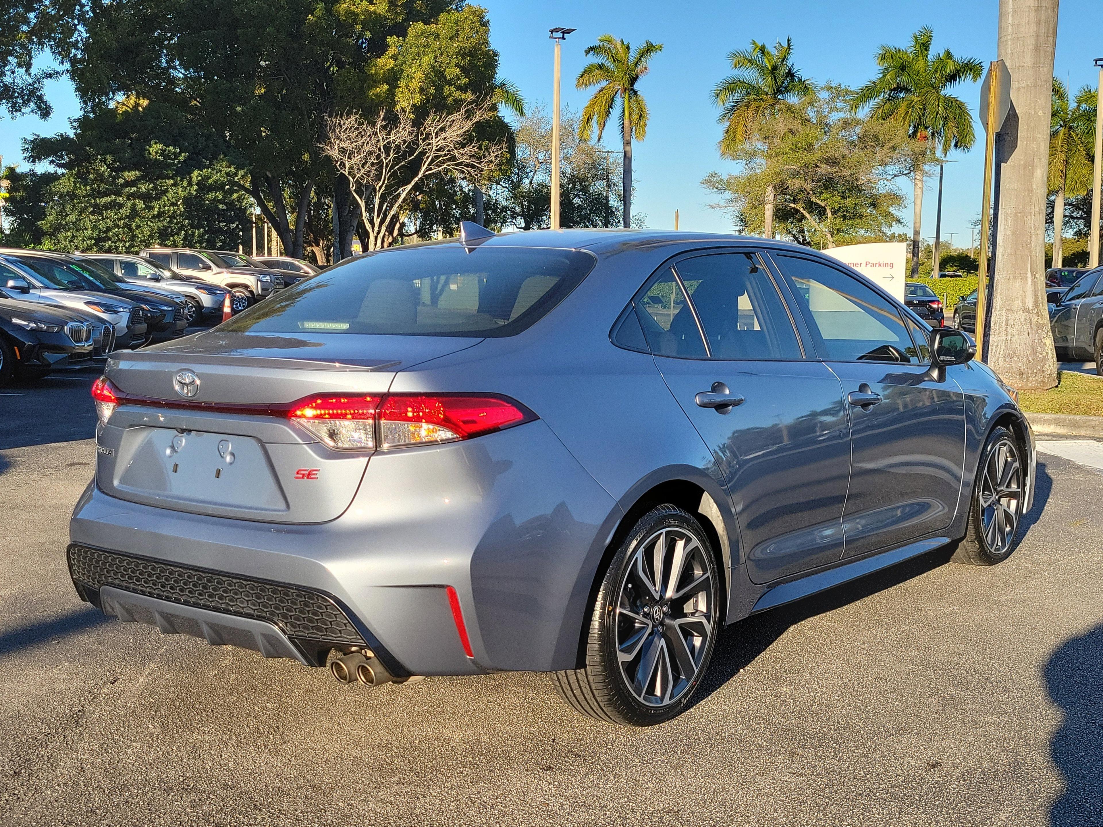 Toyota Corolla Se Fwd - Thumbnail 6