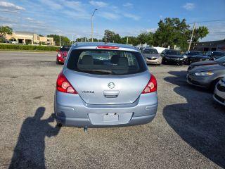 Nissan Versa - Thumbnail 12