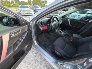 Mazda Mazda3 - Thumbnail 18