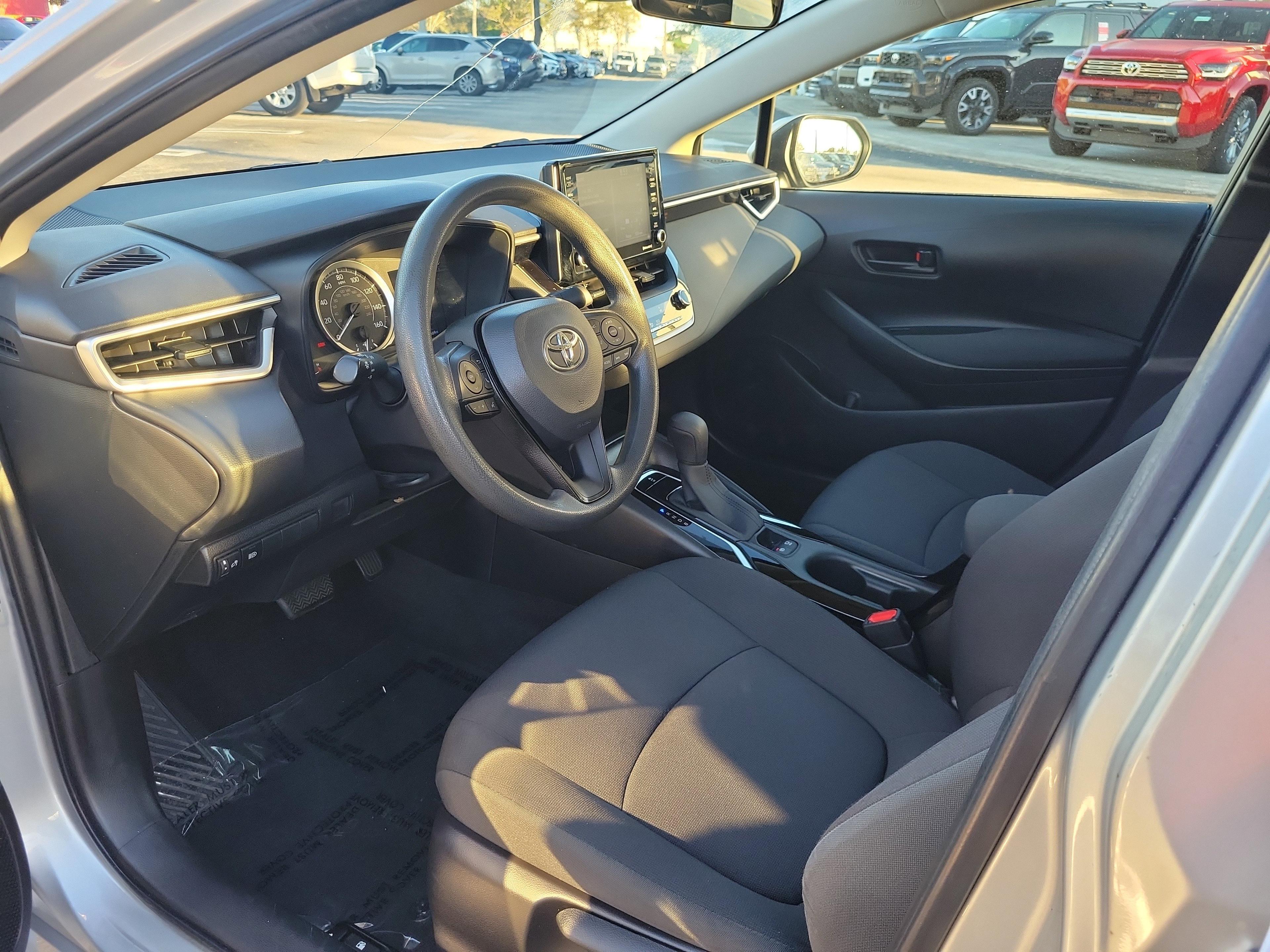 Toyota Corolla Le Fwd - Thumbnail 13