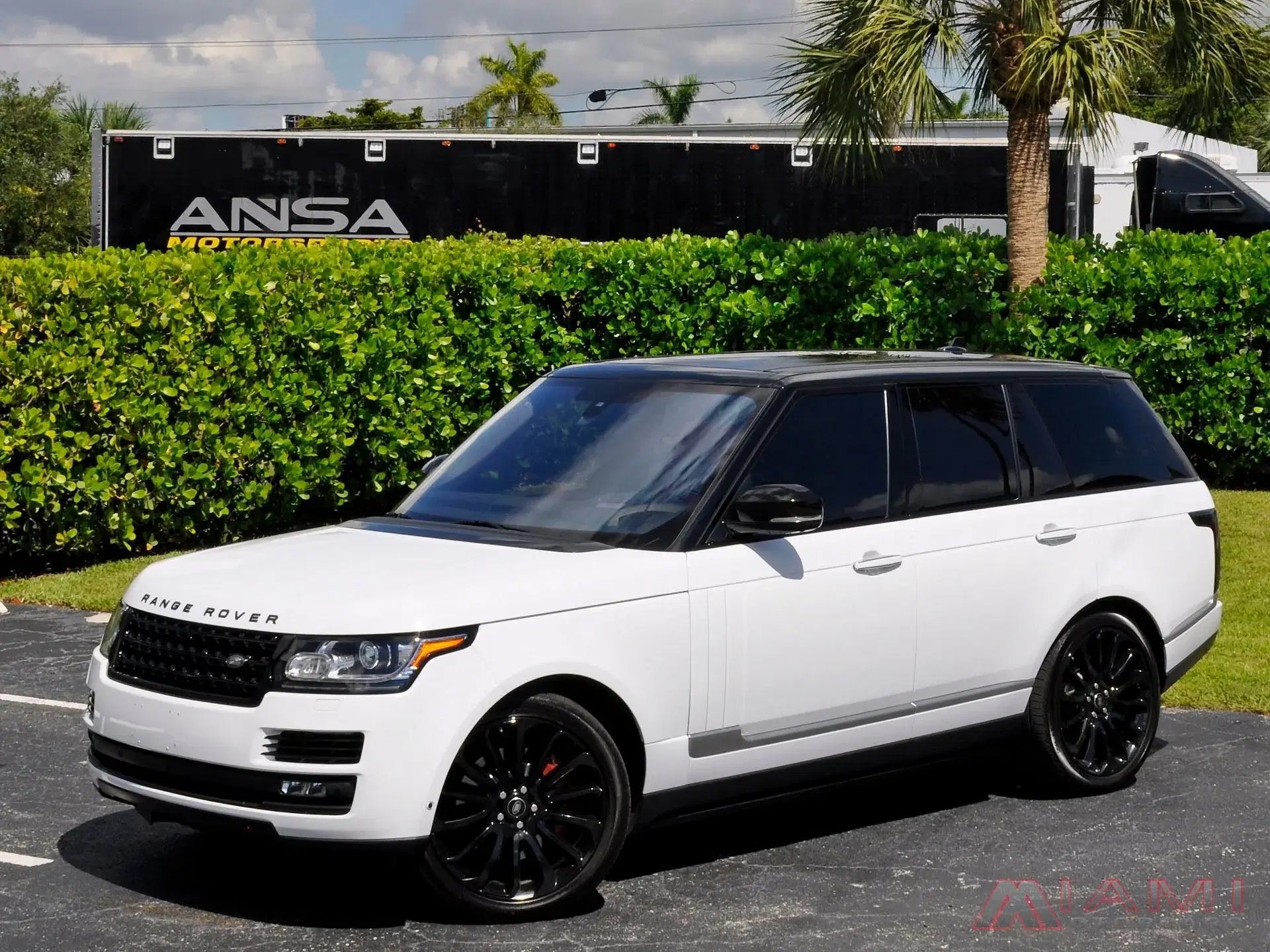 Land Rover Range Rover - Thumbnail 5