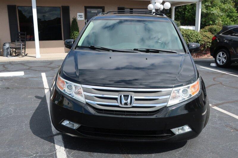 Honda Odyssey Touring - Thumbnail 3